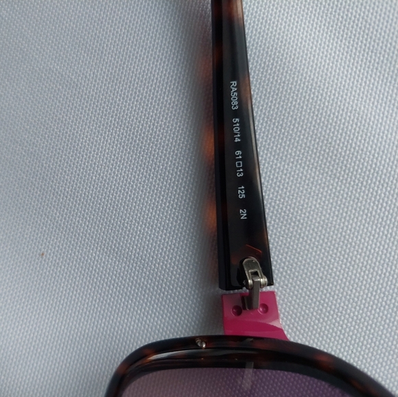 Ralph Lauren Sunglasses with Purple Lenses - Picture 4 of 5